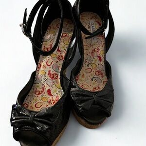 🖤 Black Bow Espadrille Wedge Heels – Ankle Strap – Paisley Insole